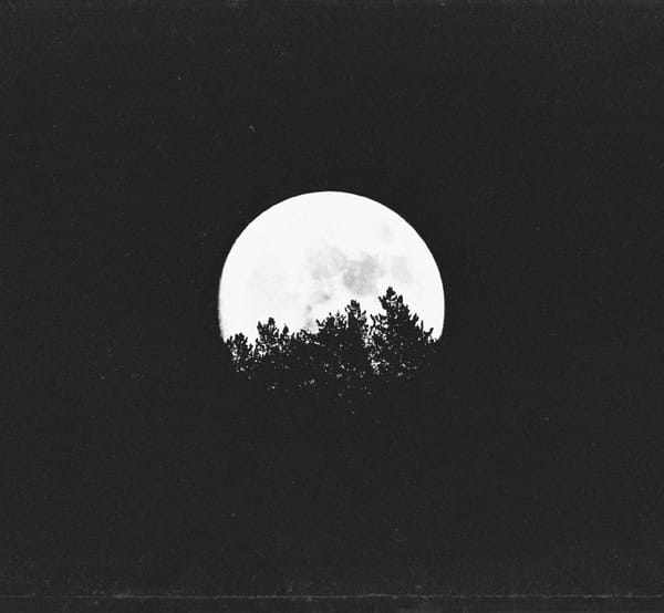 under the full moon, vol. 3 iss. 1